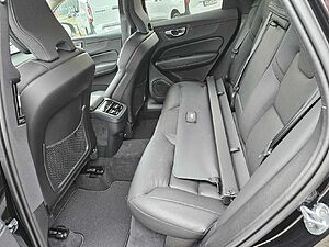 Volvo  Ultimate Dark AWD