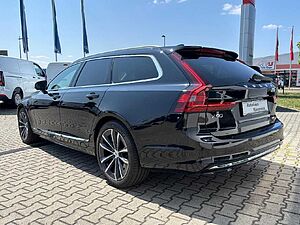 Volvo  Kombi Inscription Expression Recharge Plug-I