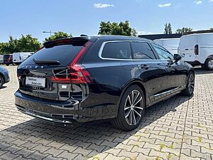 Volvo  Kombi Inscription Expression Recharge Plug-I