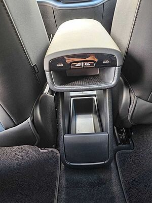 Volvo  Ultra 2WD Pure Electric inkl. Winterr.