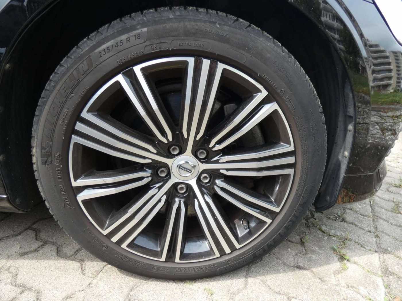 Volvo  Recharge T6 AWD Inscription Expression Klima Navi