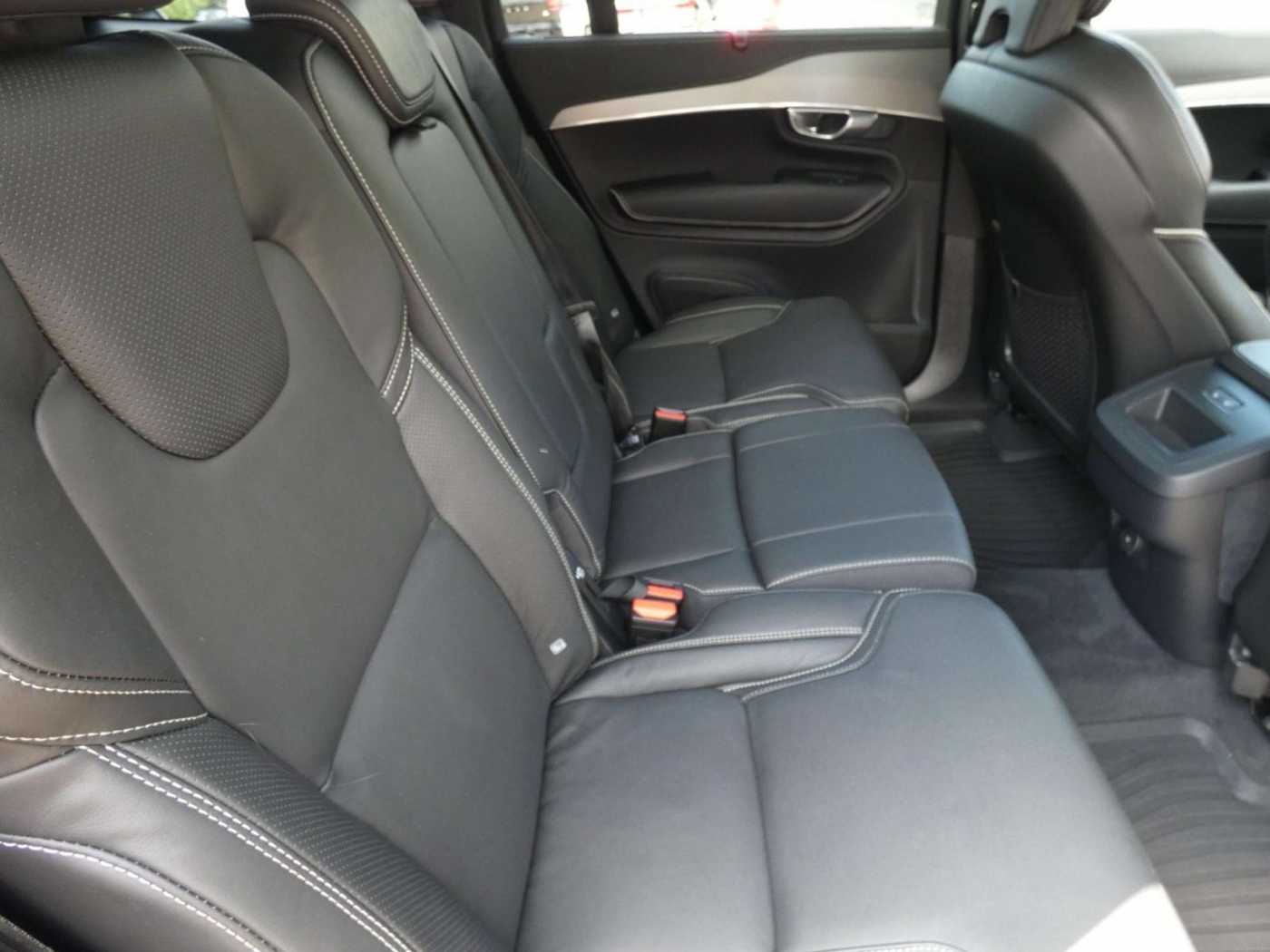 Volvo  B5 (Diesel) AWD Plus Dark (EURO 6d) Klima Leder