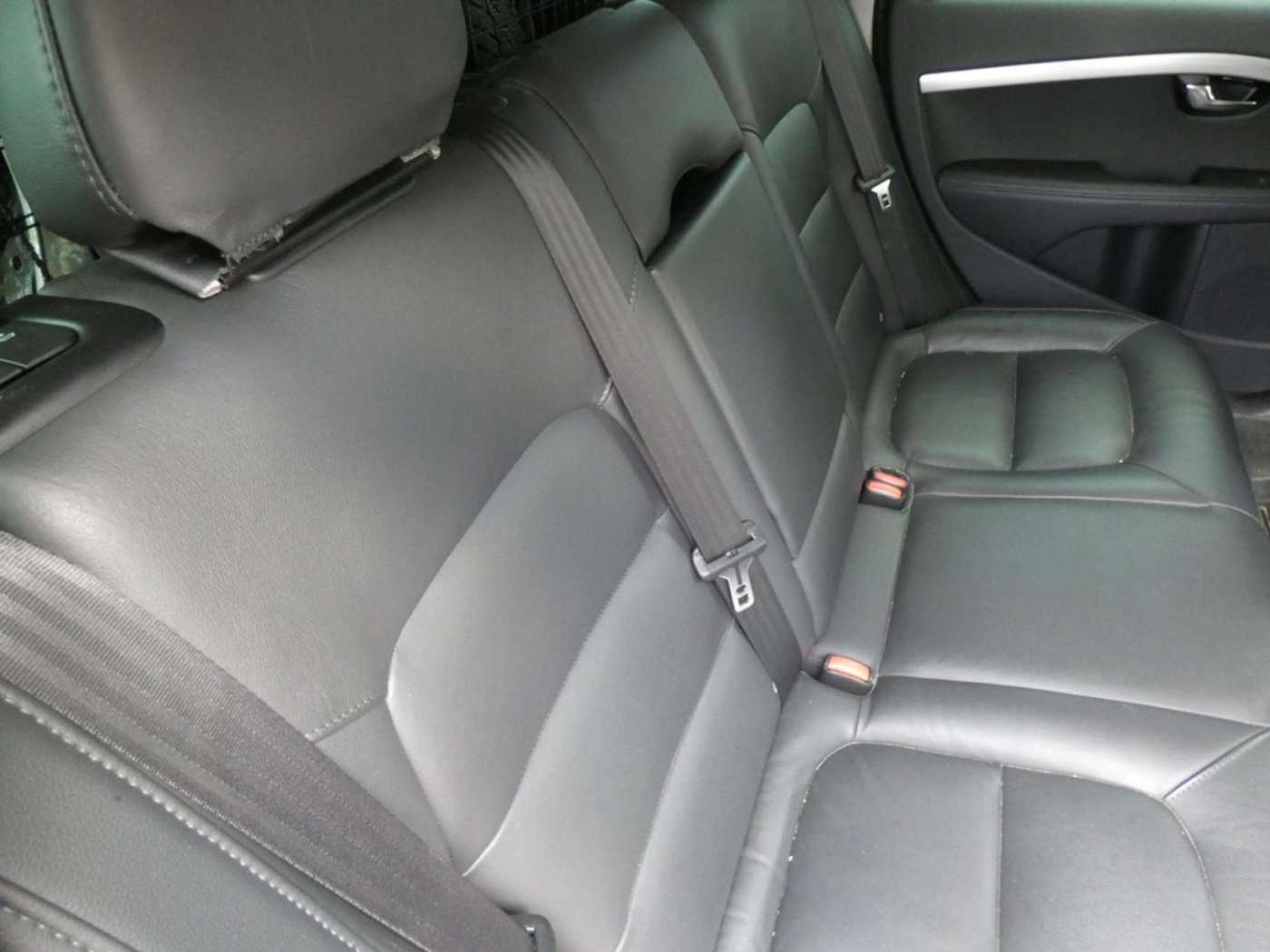 Volvo  D4 Summum - Landesversion Schweden Klima Xenon