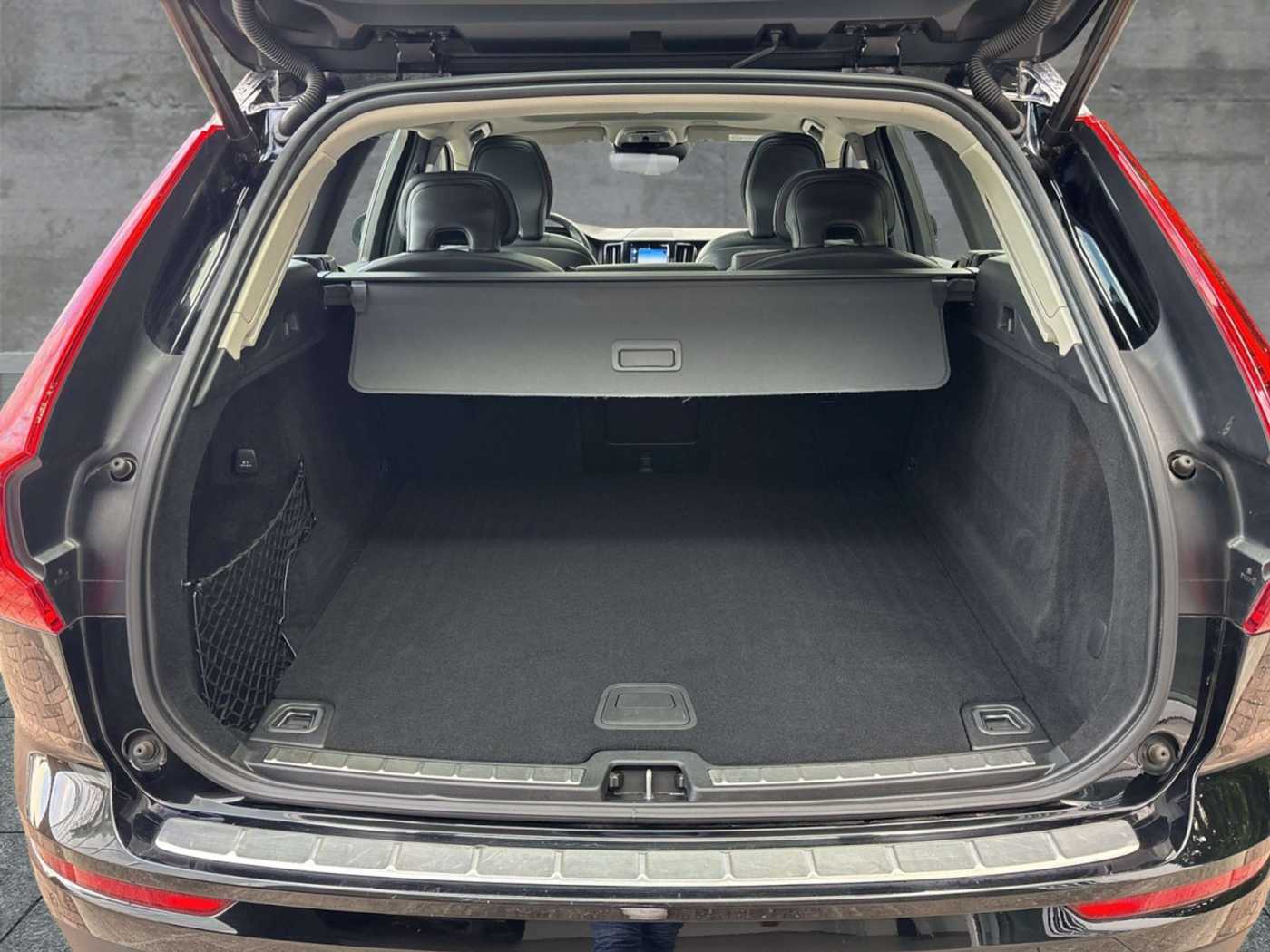Volvo  D4 2WD Momentum (EURO 6d-TEMP) Klima Navi