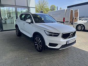 Volvo  T3 2WD Momentum Pro (EURO 6d) Klima Navi