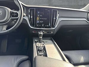 Volvo  Country D4 AWD Pro (EURO 6d-TEMP)(DPF) Klima Navi
