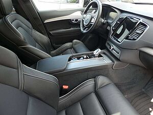 Volvo  B5 (Diesel) AWD Plus Dark (EURO 6d) Klima Leder