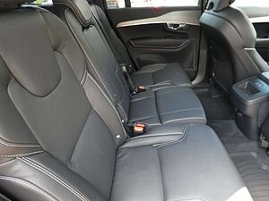 Volvo  B5 (Diesel) AWD Plus Dark (EURO 6d) Klima Leder