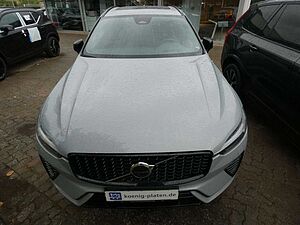 Volvo  B4 (Diesel) 2WD Ultimate Dark (EURO 6d) Klima