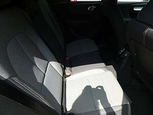 Volvo  T4 2WD Plus Bright Plug-In Hybrid (E6d) Klima