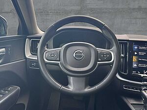 Volvo  D4 2WD Momentum (EURO 6d-TEMP) Klima Navi