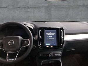Volvo  B4 2WD Plus Bright (EURO 6d) Klima Rückfahrkamera