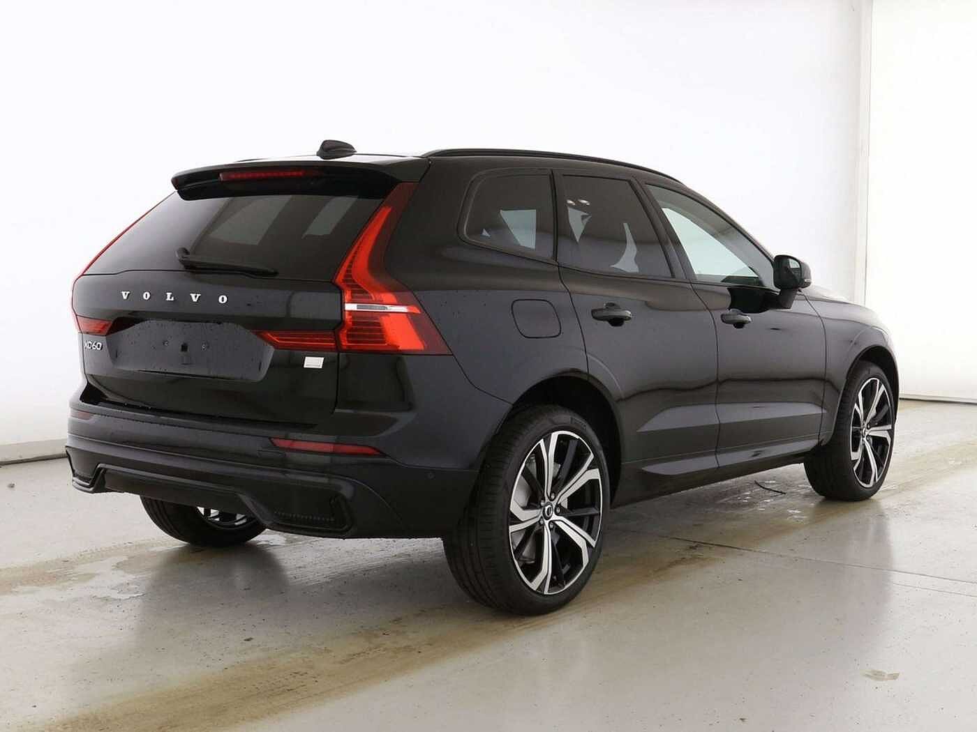 Volvo  T8 Ultra Dark Plug-In Hybrid AWD SD 360° Headup