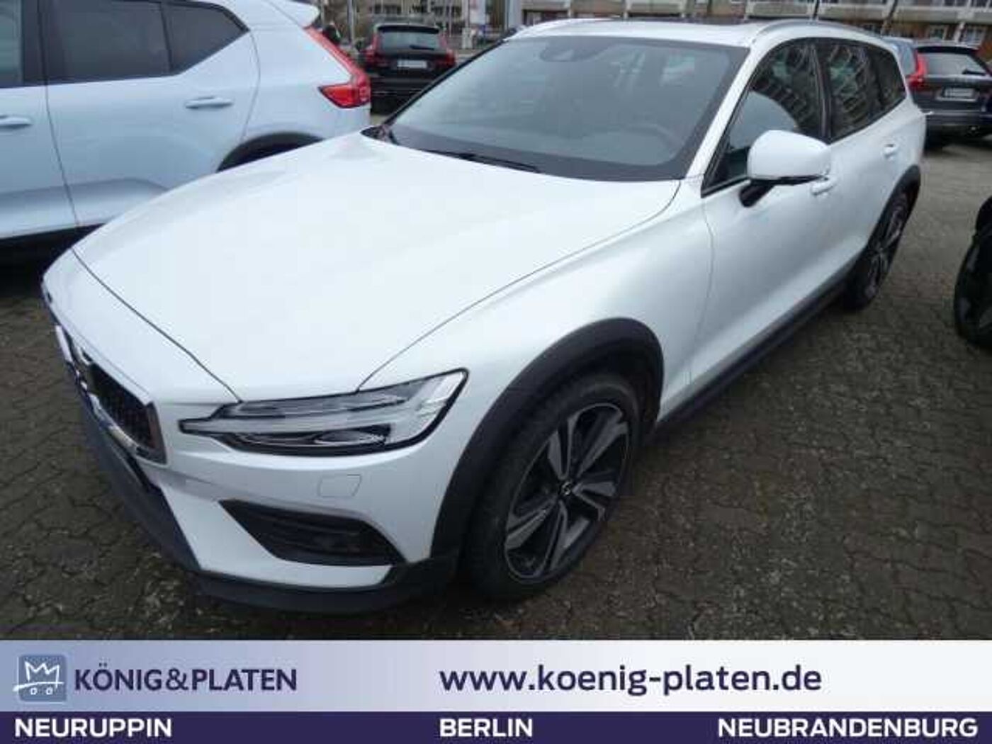 Volvo  D4 AWD Cross Country Pro Klima Navi Leder