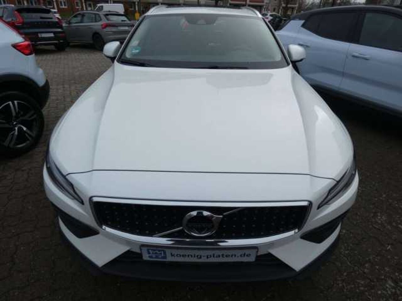 Volvo  D4 AWD Cross Country Pro Klima Navi Leder