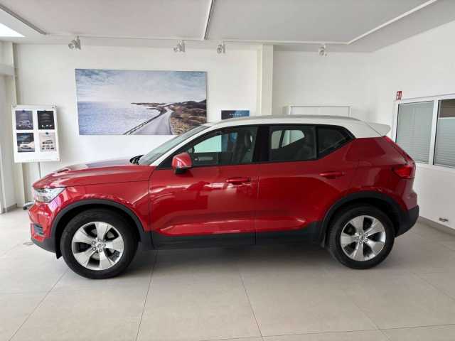 Volvo  T5 AWD Momentum (EURO 6d-TEMP) Klima Navi Leder