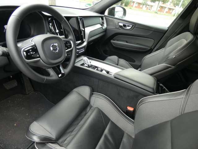 Volvo  B5 (Diesel) AWD Ultimate Dark (EURO 6d) Klima