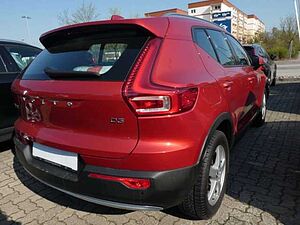 Volvo  D3 Momentum Pro (EURO 6d-TEMP) Klima Navi