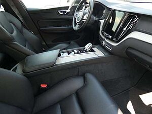 Volvo  B4 (Diesel) AWD Inscription (EURO 6d) Klima