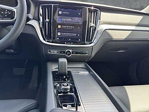 Volvo  B4 Benzin Ultimate Dark Klima Leder