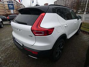 Volvo  T4 2WD R-Design (EURO 6d-TEMP) Klima Navi Leder