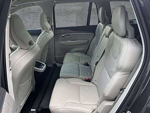 Volvo  B5 (Benzin) AWD Ultimate Dark (EURO 6d) Klima