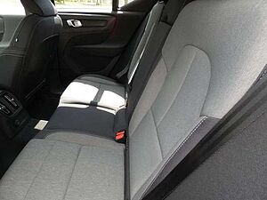 Volvo  T4 2WD Plus Bright Plug-In Hybrid (E6d) Klima