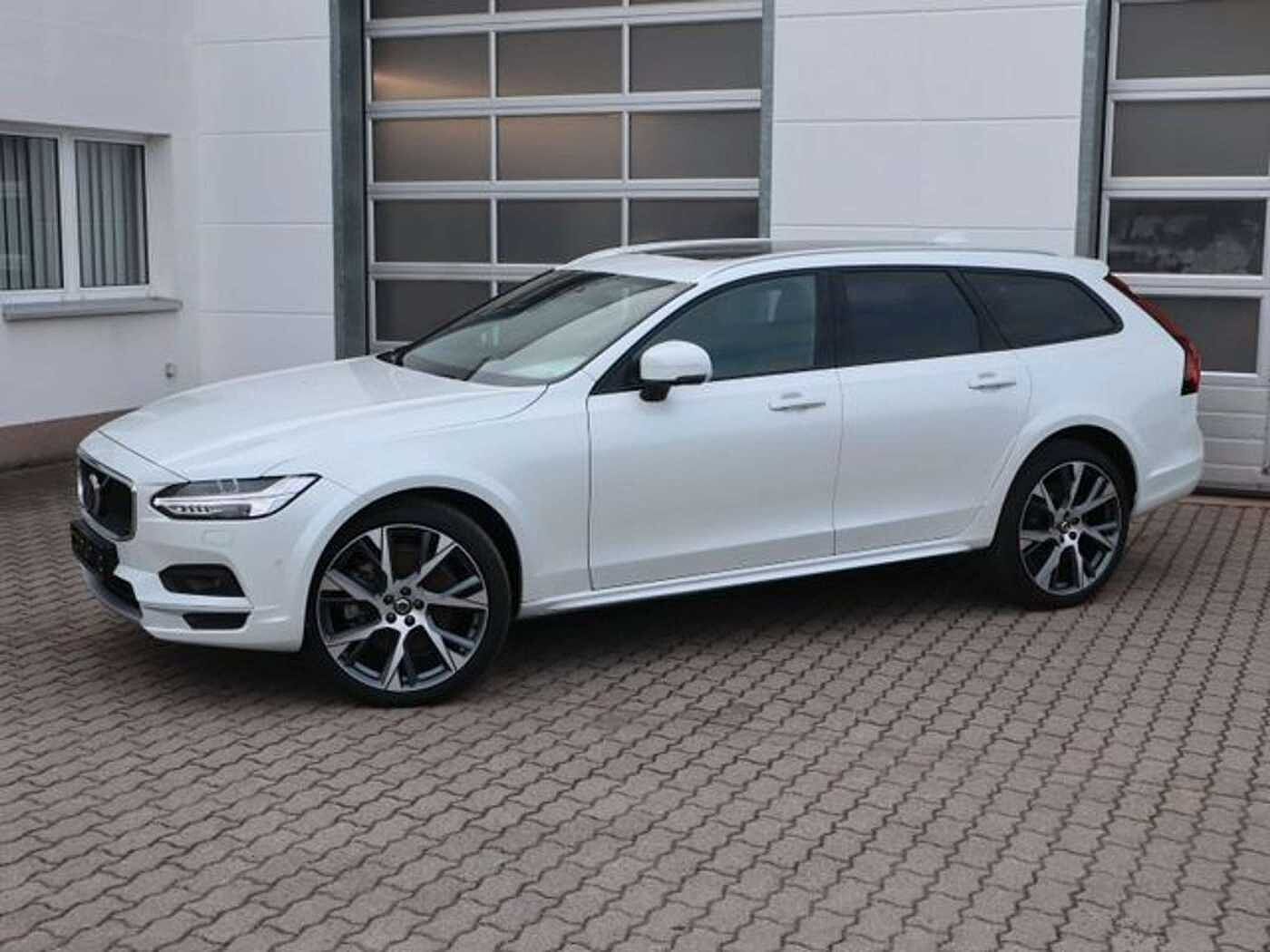 Volvo  V90 B5 Cross Country Ultimate AWD  SD*B&W*StdHz