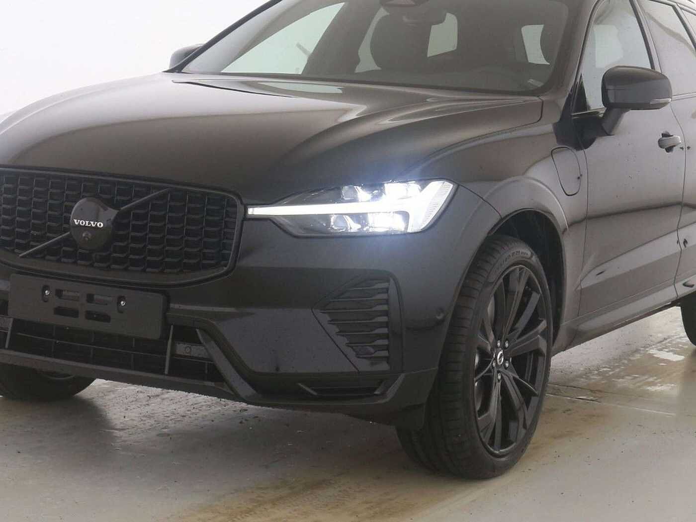 Volvo  T6 AWD Plus Black Edition Plug-In Hybrid