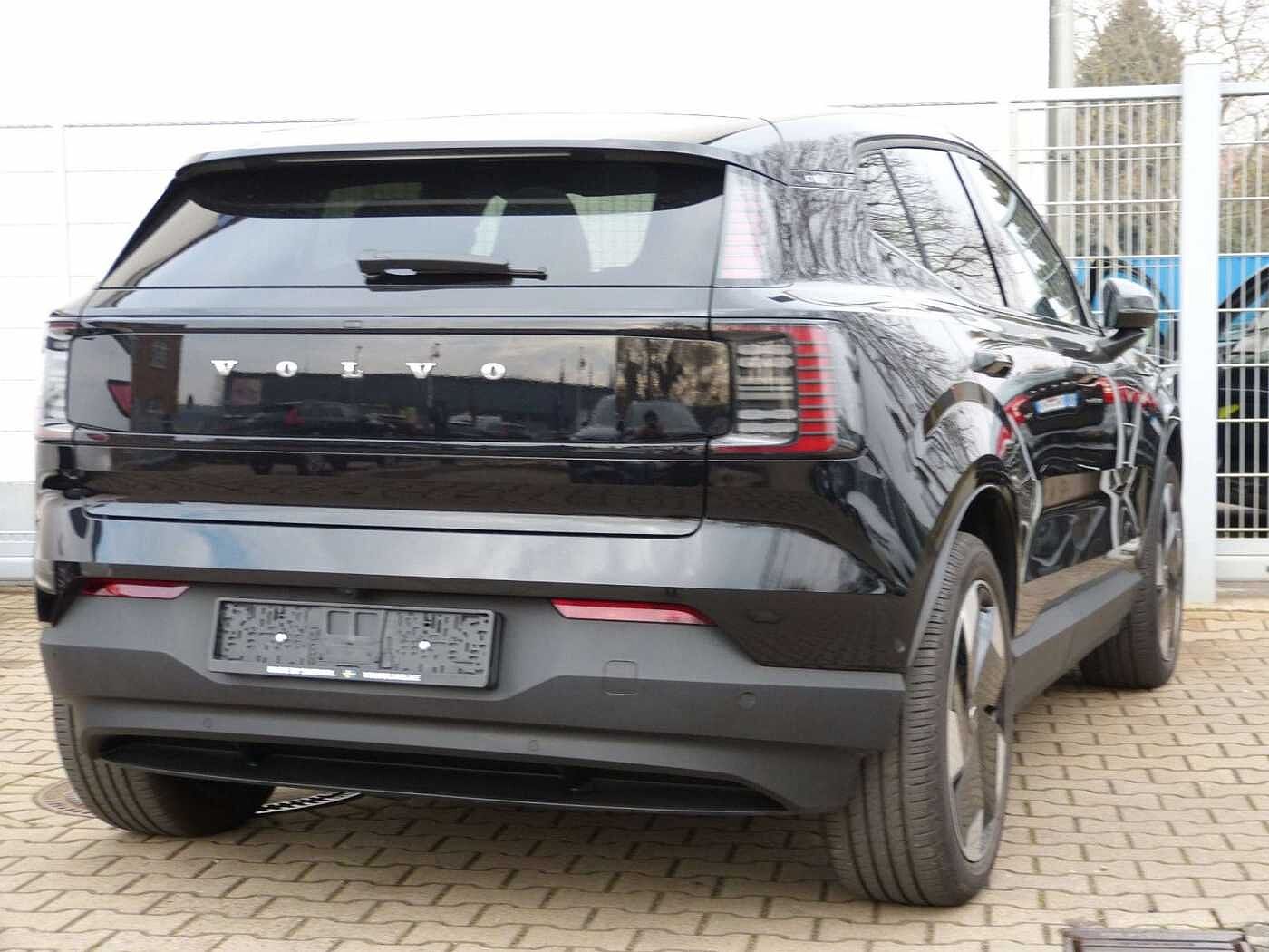 Volvo  Ultra Single Extended Range Electric 360°