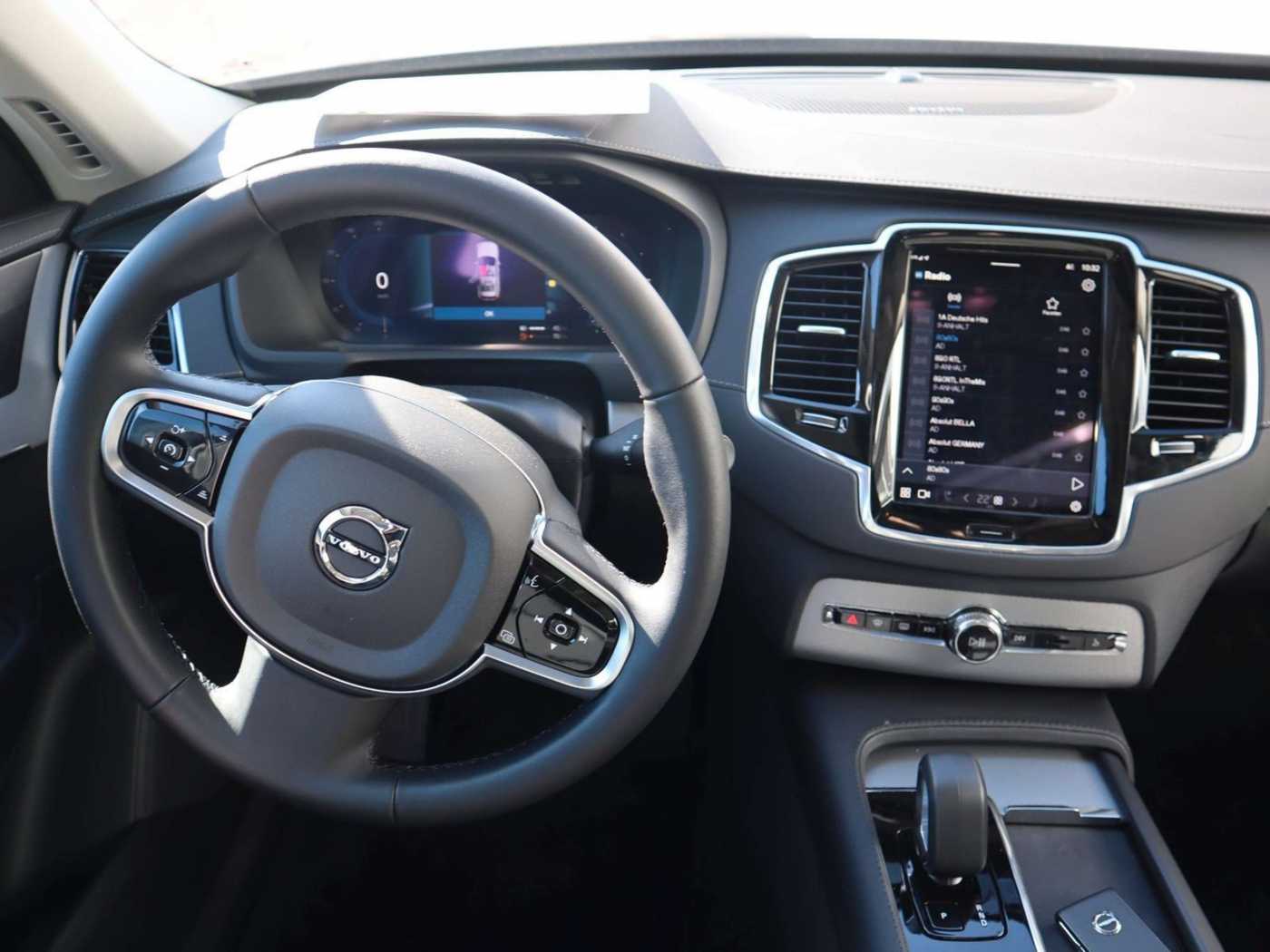 Volvo  T8 Plus Dark Plug-In Hybrid AWD Luft AHK