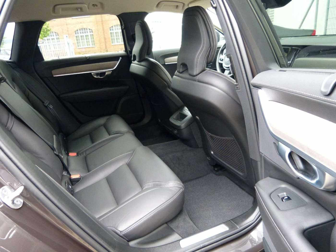 Volvo  V90 B5 Cross Country Plus AWD Standhzg 360°AHK