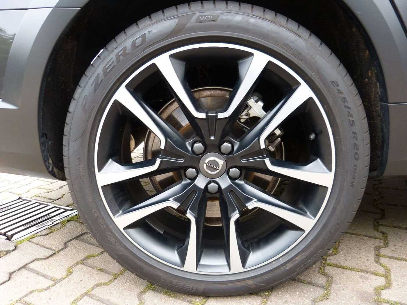 Volvo  V90 B5 Cross Country Plus AWD Standhzg 360°AHK