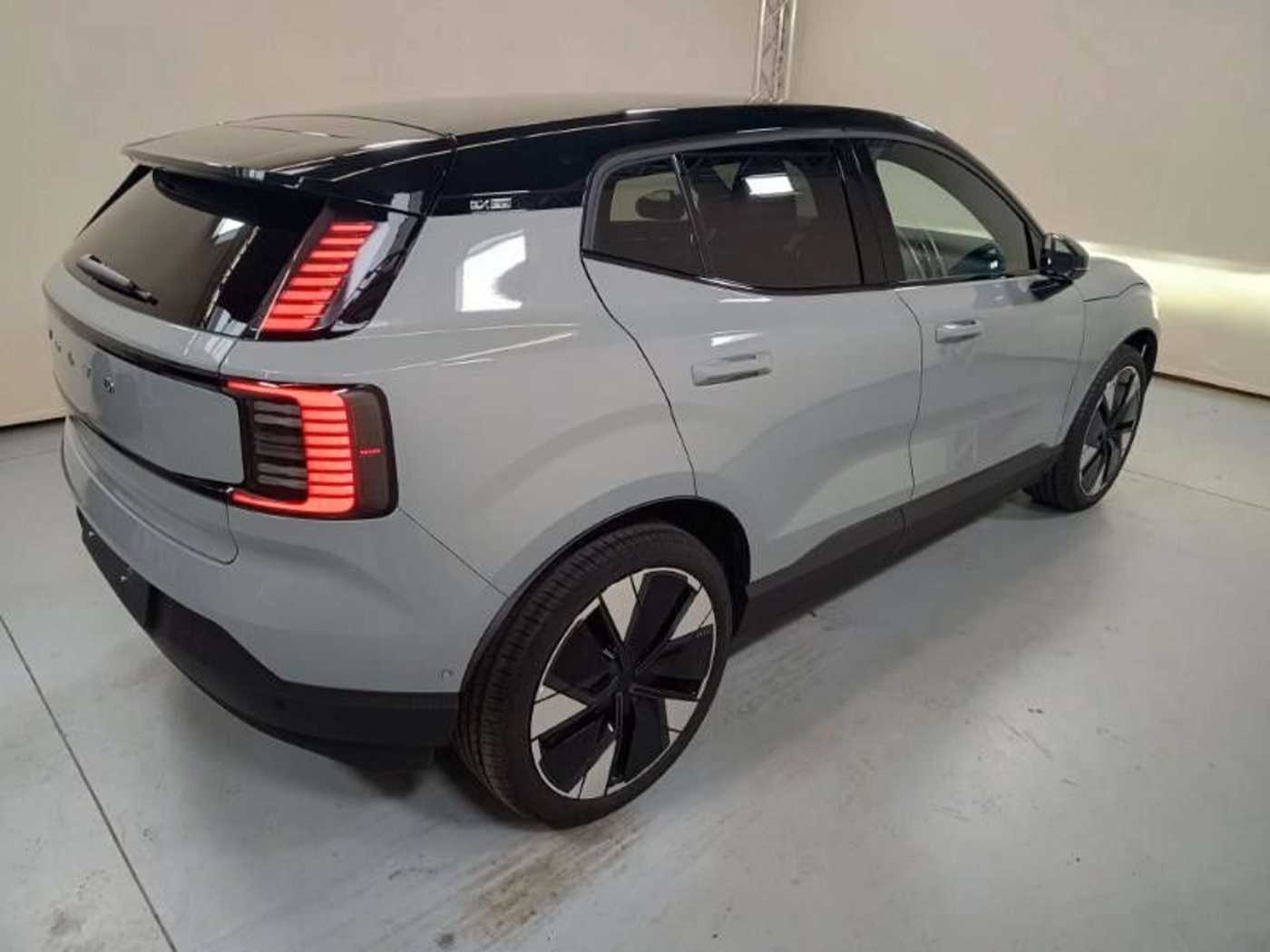 Volvo  Twin Ultra AWD Pure Electric 360°ACC