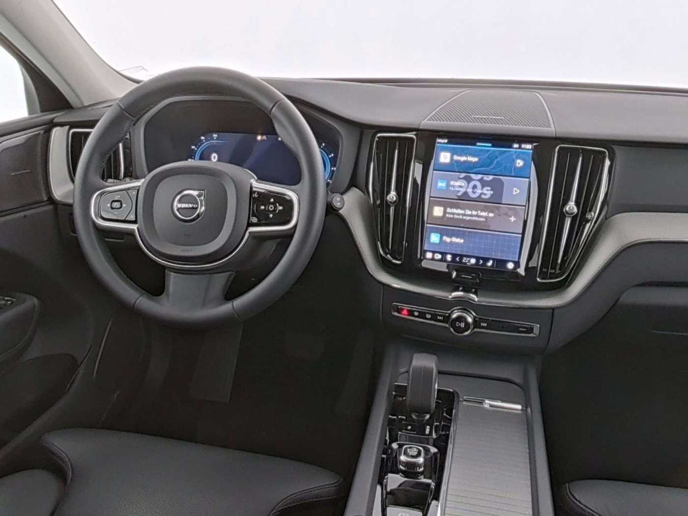 Volvo  B4 AWD Plus Dark Automatik StdHz*ACC