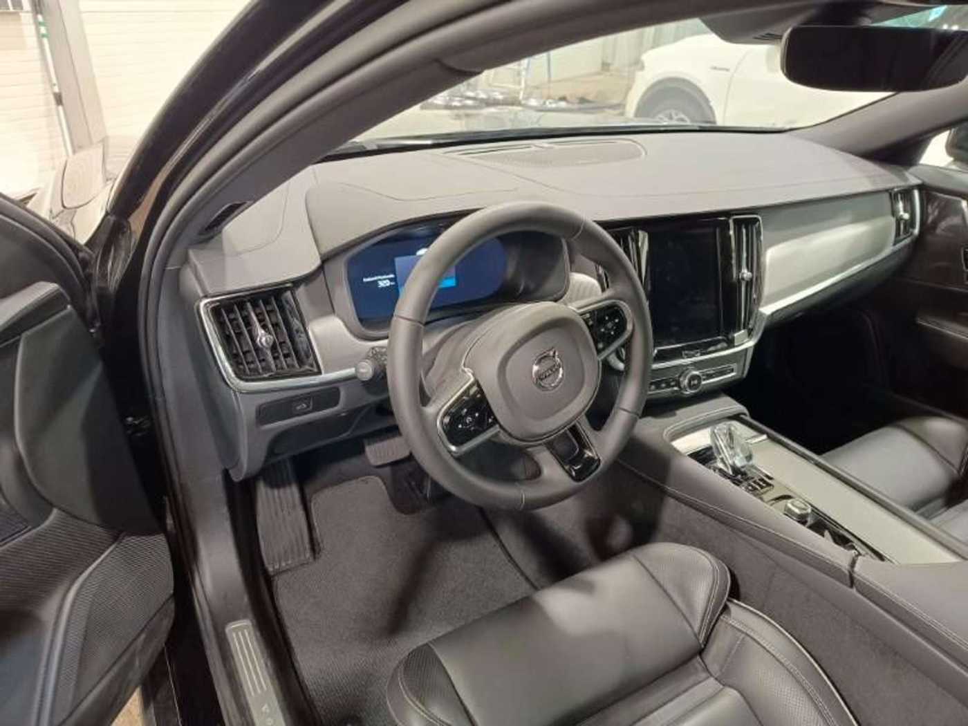 Volvo  V90 B4 Cross Country Plus AWD StdHz*SD*360°