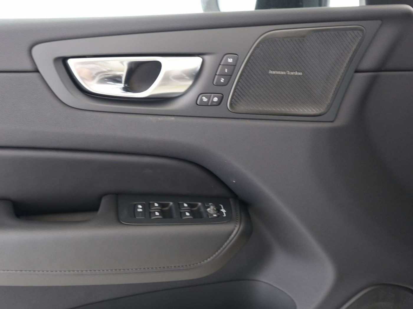 Volvo  T8 Ultimate Dark Plug-In AWD SD*360°