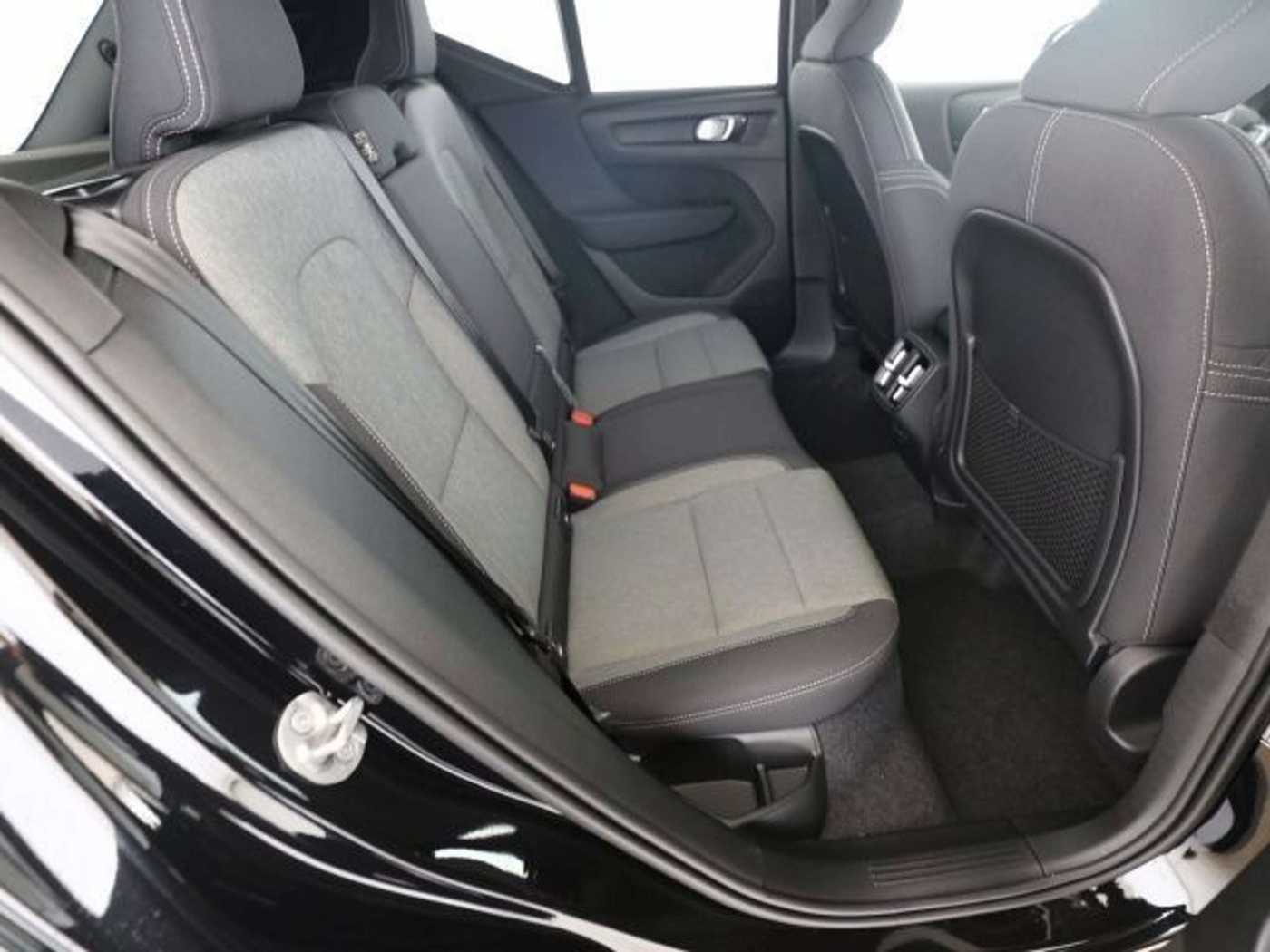 Volvo  B3 Plus Dark ACC BLIS SD 19'LMF