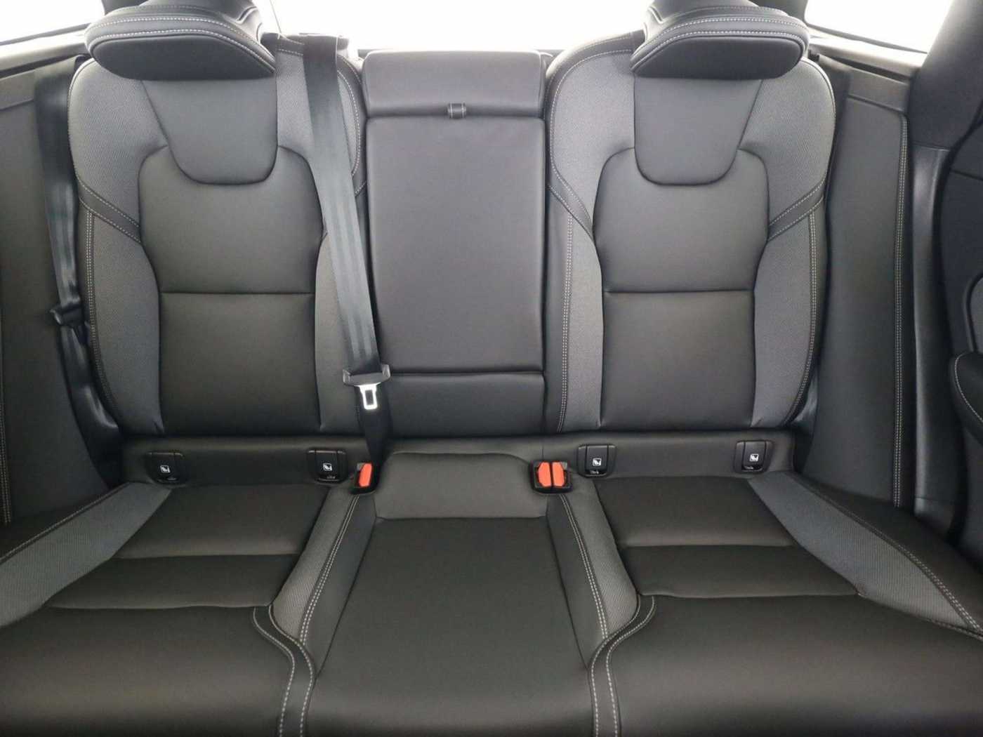 Volvo  B5 Plus Black Edition AWD SD*360°