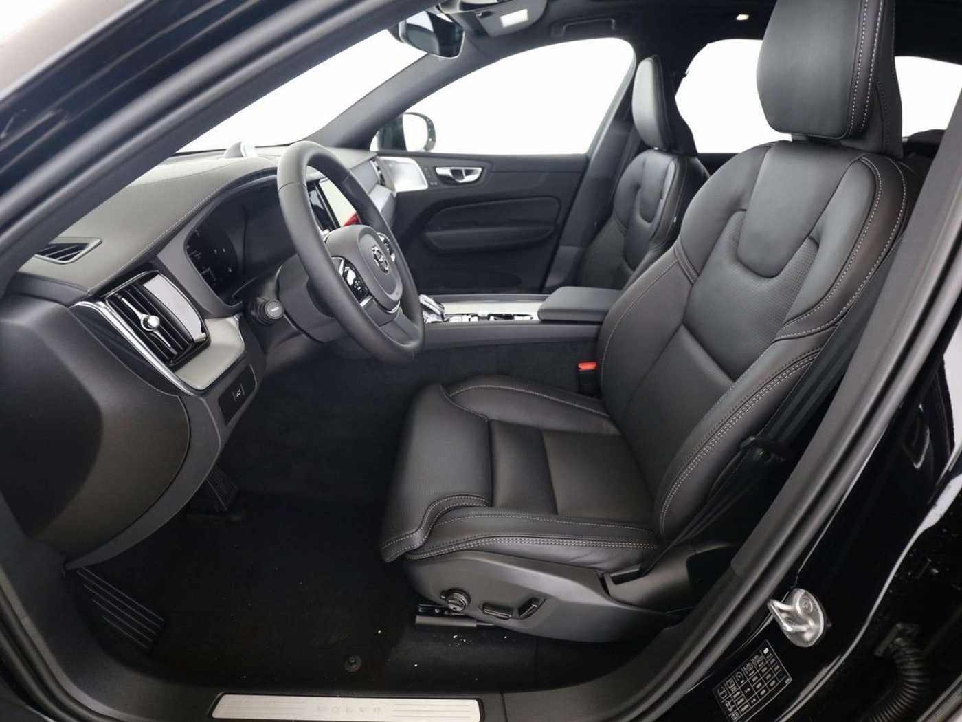 Volvo  B5 AWD Ultimate Black Edition SD*StdHz*