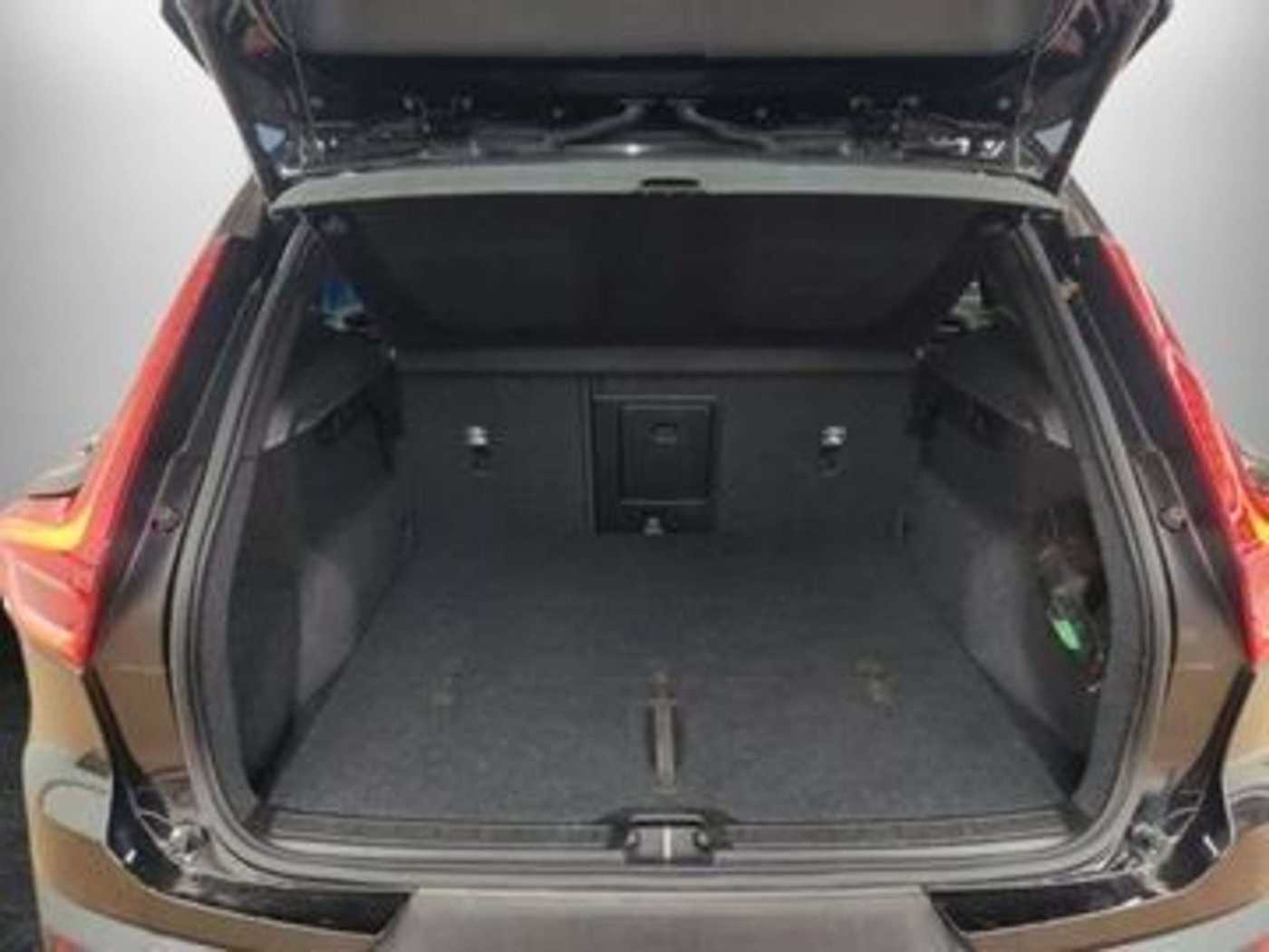 Volvo  Plus Pure Electric Ganzjahresbereifung