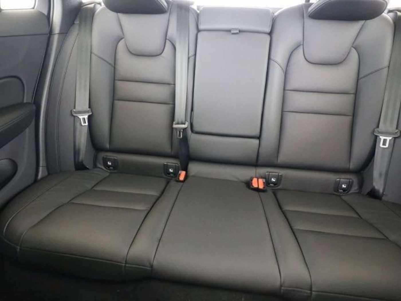 Volvo  T6 Plus Dark Plug-In Hybrid AWD 360°