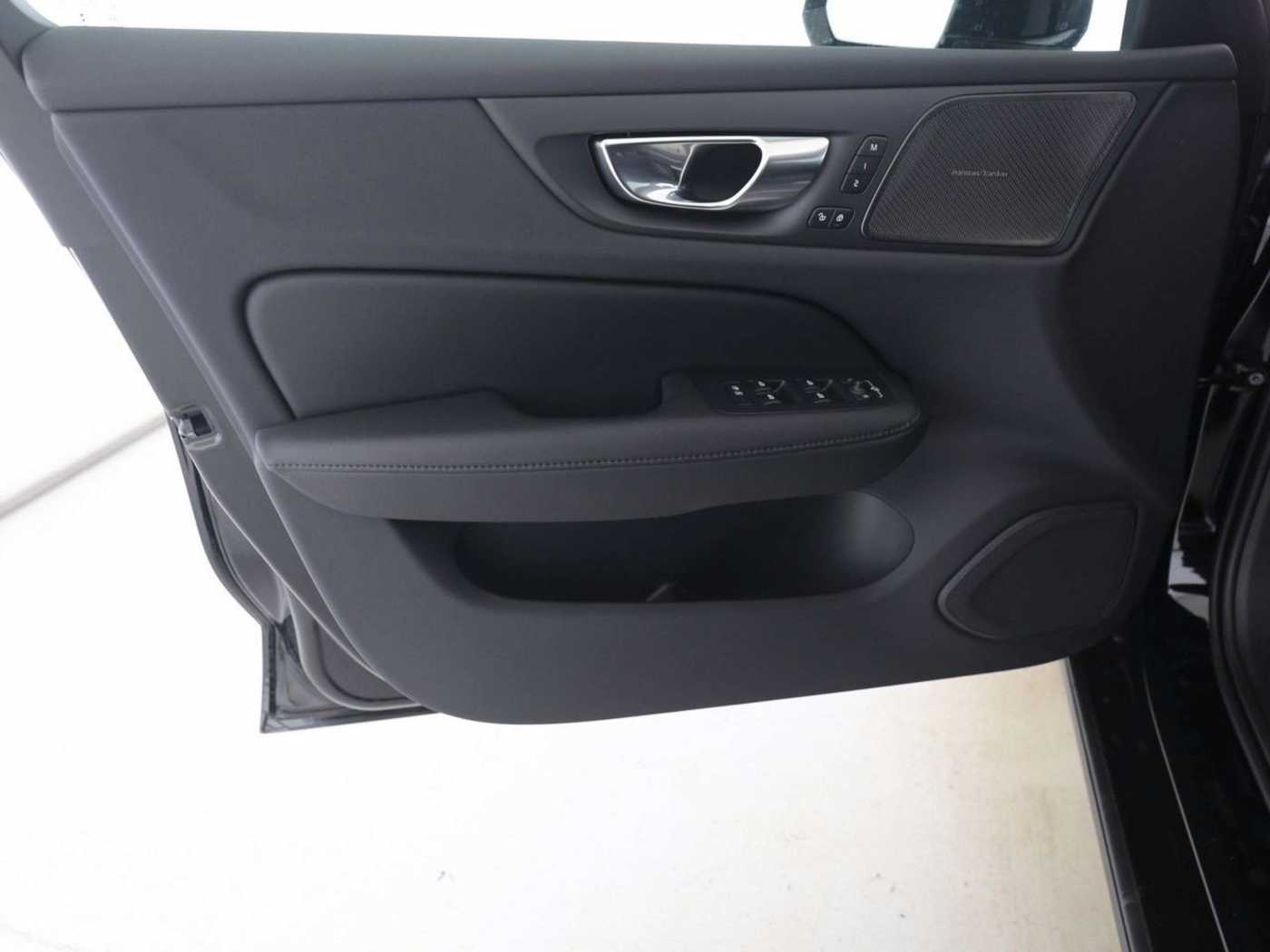 Volvo  B4 Core ACC*Blis