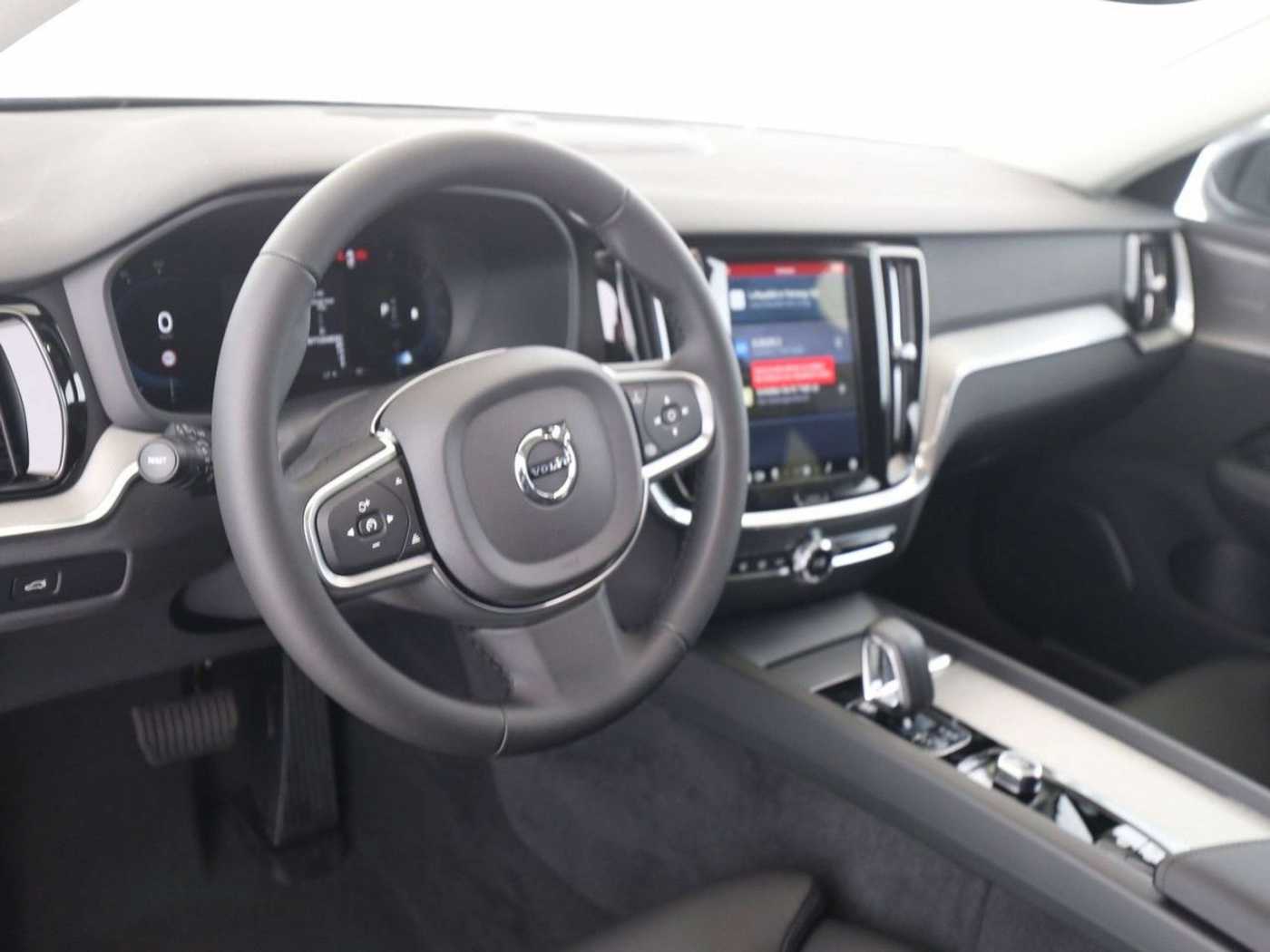Volvo  B4 Core ACC*Blis