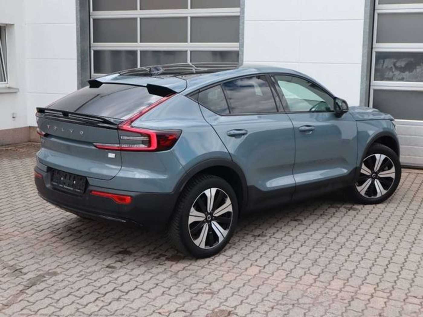 Volvo  Twin Ultimate Pure Electric AWD 360°