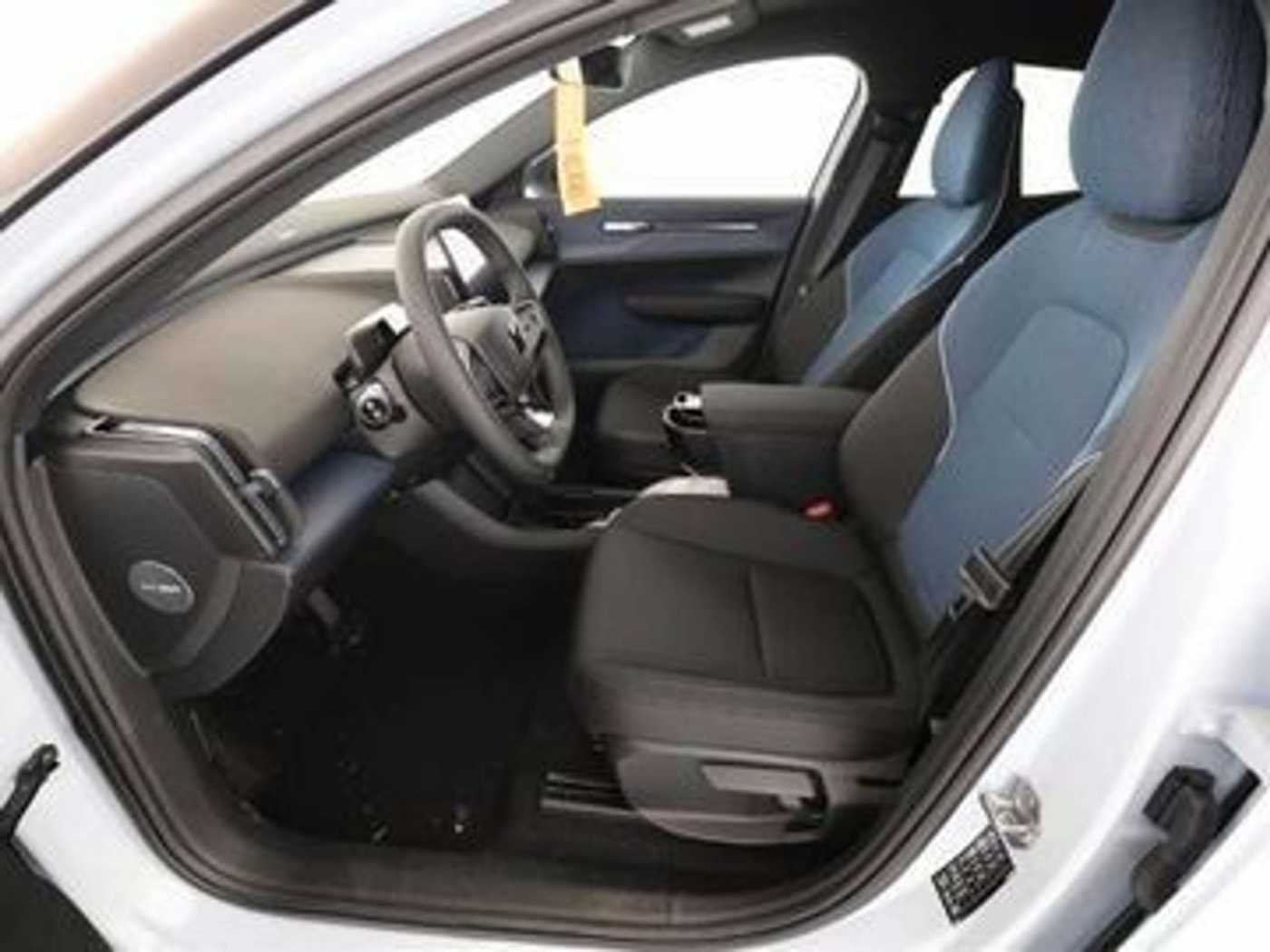 Volvo  Ultra AWD Pure Electric Winter-Pkt