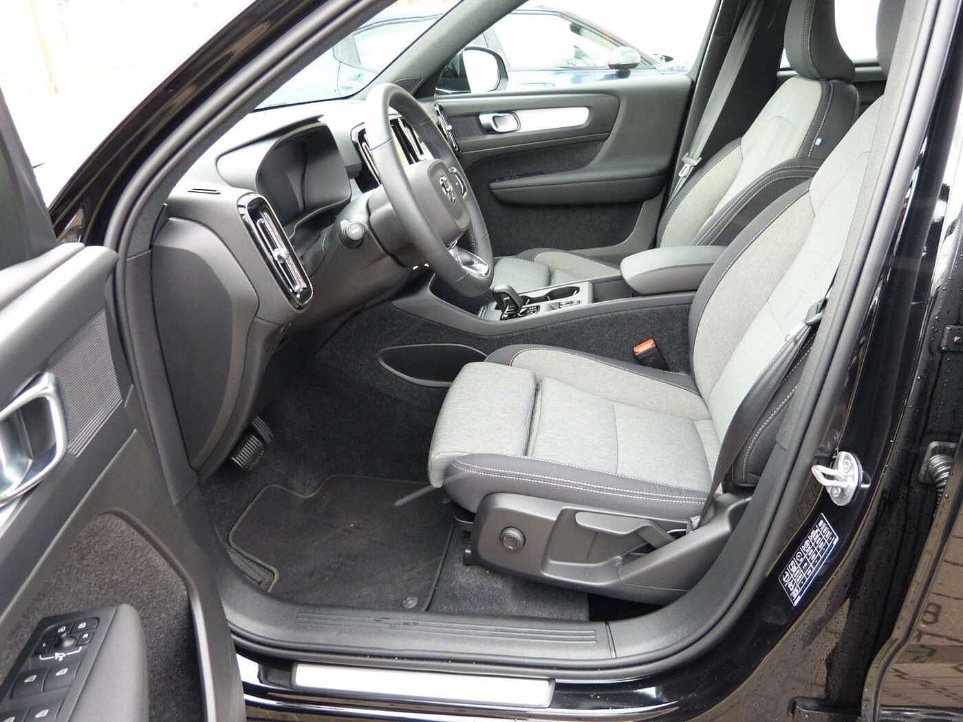 Volvo  T4 Core Recharge Plug-In Hybrid ACC*360°