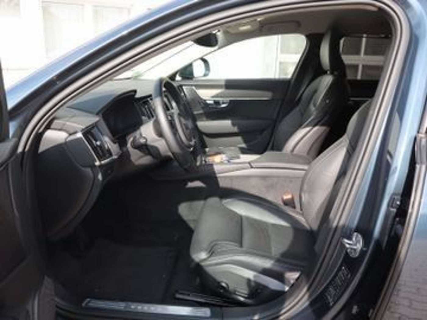 Volvo  V90 B5 Cross Country Plus AWD Standhzg 360°