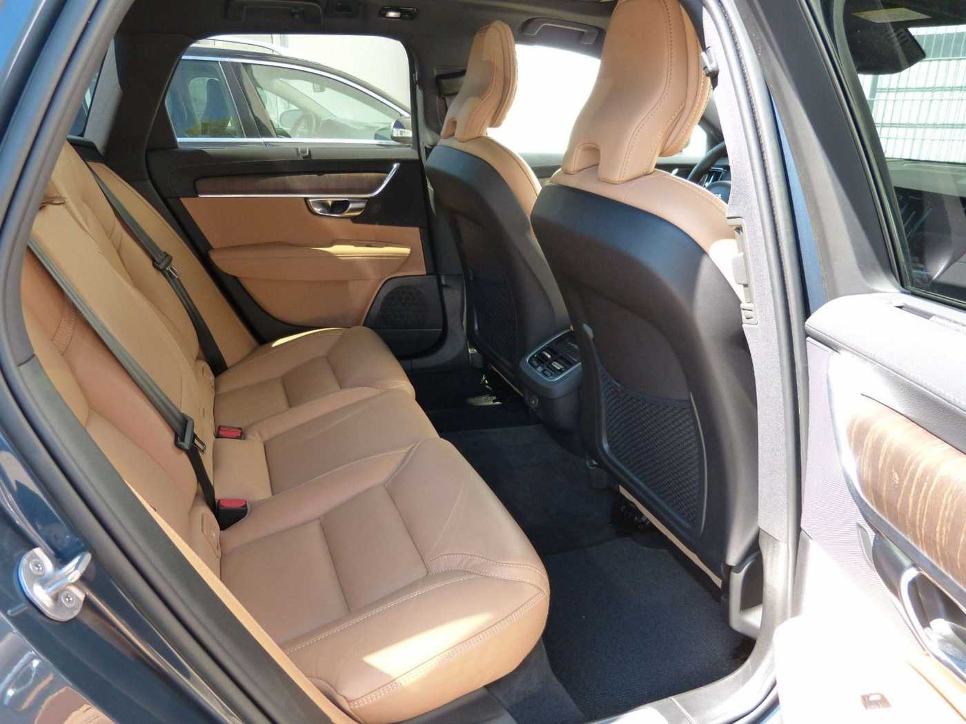Volvo  V90 B5 Cross Country Ultimate AWD SD*ACC*Head-Up