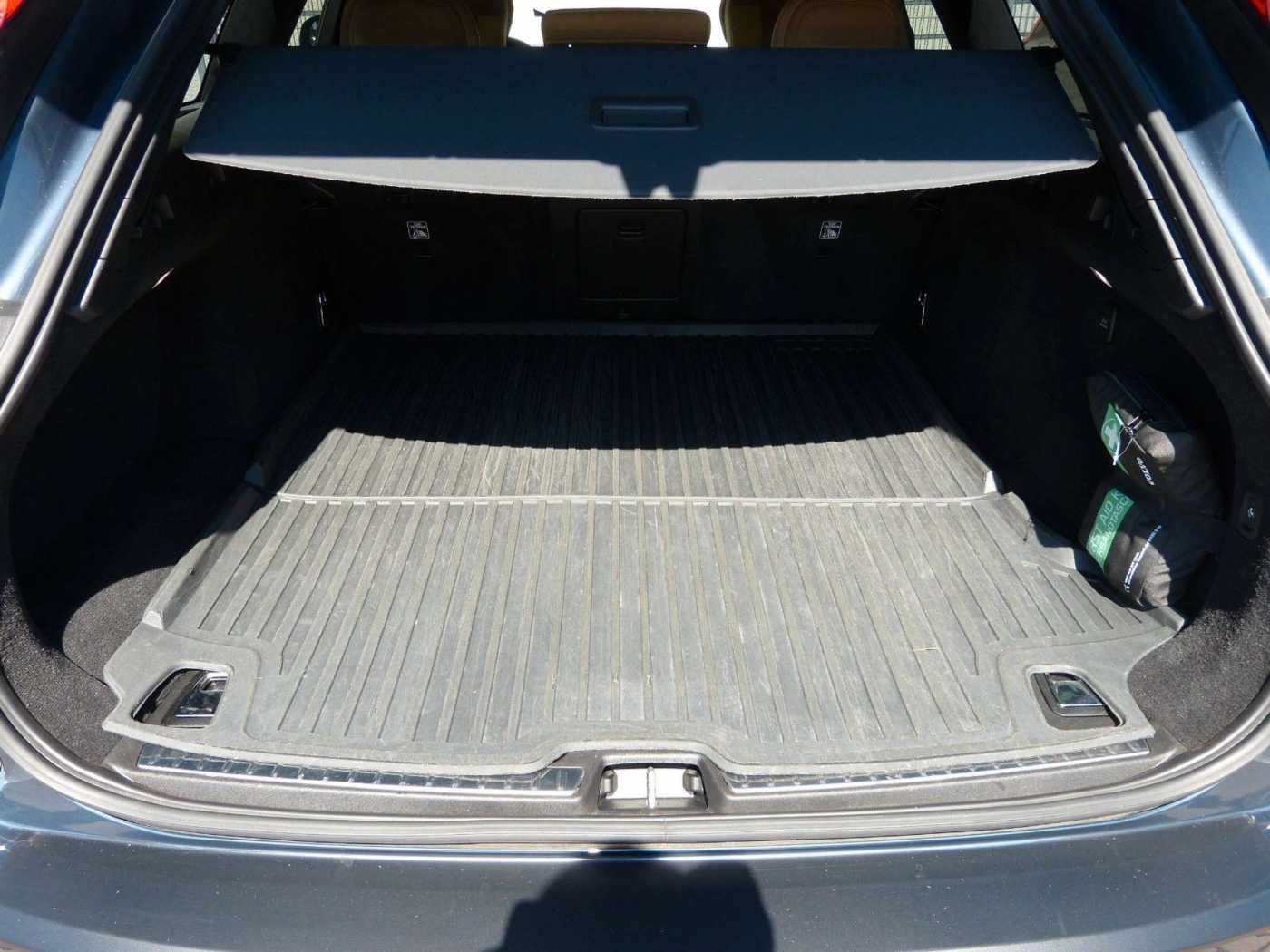Volvo  V90 B5 Cross Country Ultimate AWD SD*ACC*Head-Up